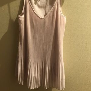 Banana Republic Pleated Blush Tank 👚